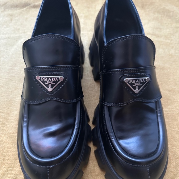 PRADA New Black loefers - EU 41/ US/10 - Picture 1 of 11